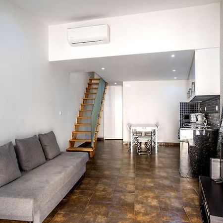 Cozy Ground Floor Studio With Ac And Loft Bedroom Lisboa المظهر الخارجي الصورة