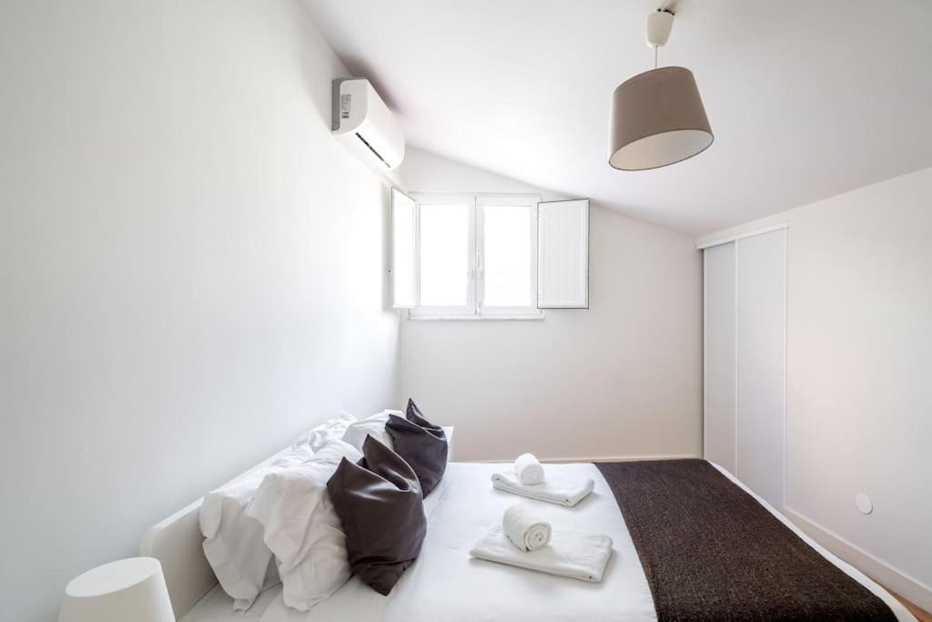 Cozy Ground Floor Studio With Ac And Loft Bedroom Lisboa المظهر الخارجي الصورة