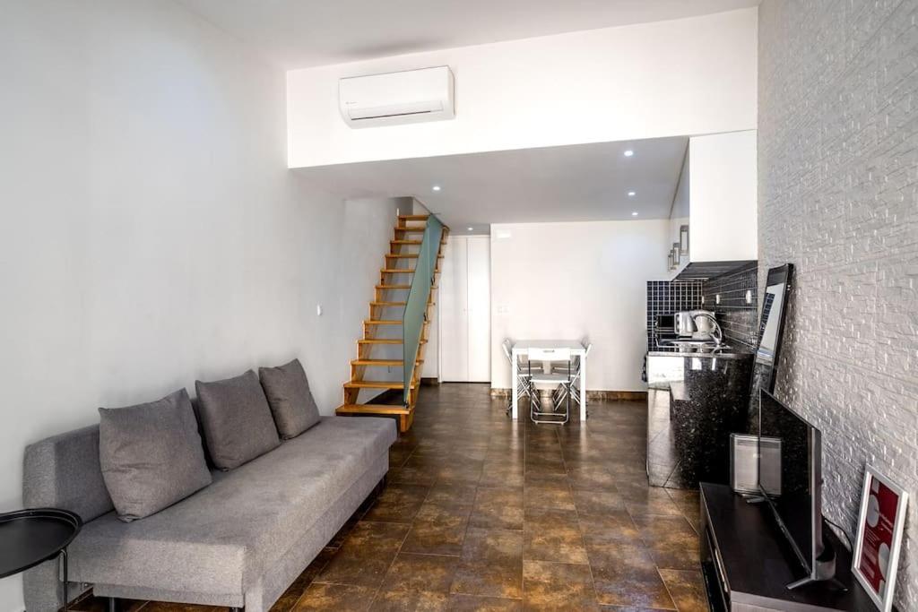 Cozy Ground Floor Studio With Ac And Loft Bedroom Lisboa المظهر الخارجي الصورة