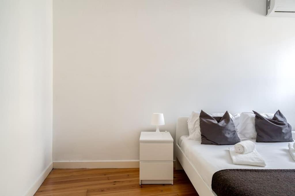 Cozy Ground Floor Studio With Ac And Loft Bedroom Lisboa المظهر الخارجي الصورة