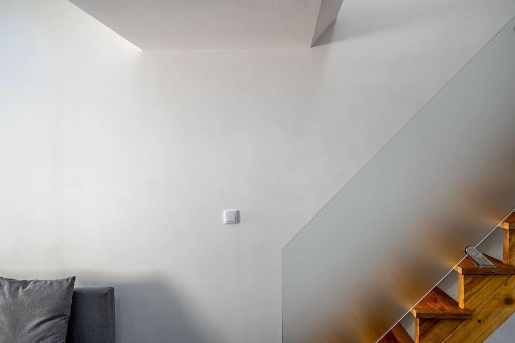 Cozy Ground Floor Studio With Ac And Loft Bedroom Lisboa المظهر الخارجي الصورة
