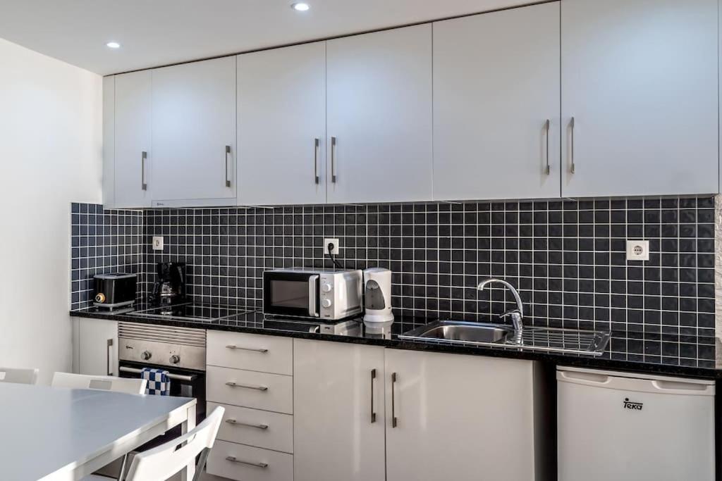 Cozy Ground Floor Studio With Ac And Loft Bedroom Lisboa المظهر الخارجي الصورة