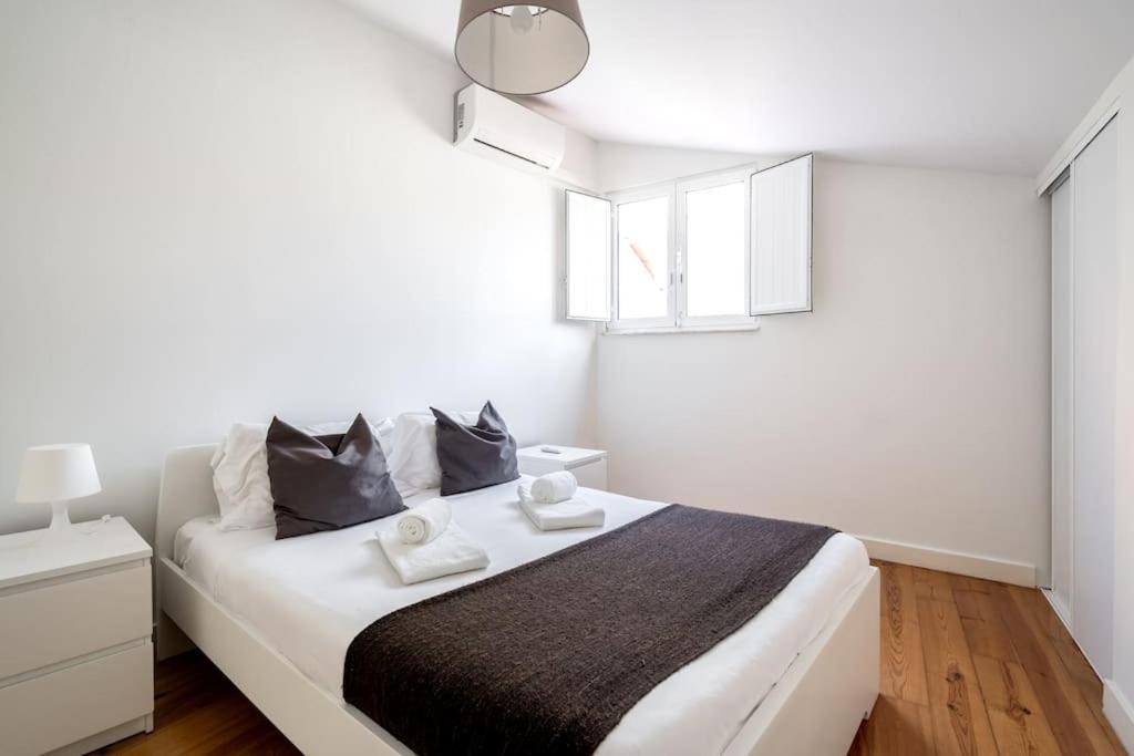 Cozy Ground Floor Studio With Ac And Loft Bedroom Lisboa المظهر الخارجي الصورة